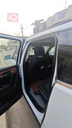 شێڤرۆلێت تراڤێرس